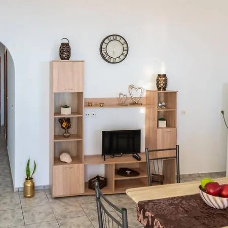 Tsampika's Beachfront House In Stegna Apartamento *